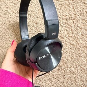 Sony Black Over-Ear Noise Cancelling Headphones